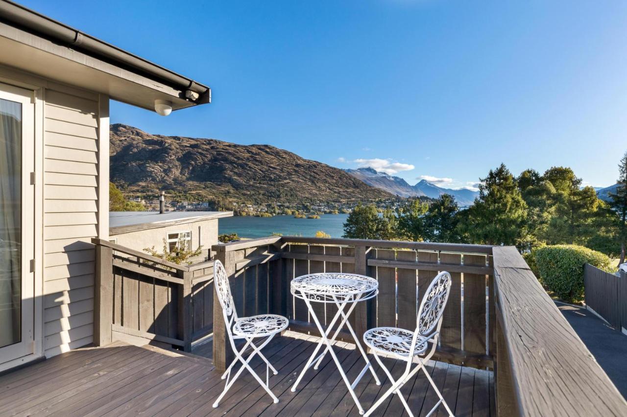 Lake And Mountain View Living Queenstown Exterior foto